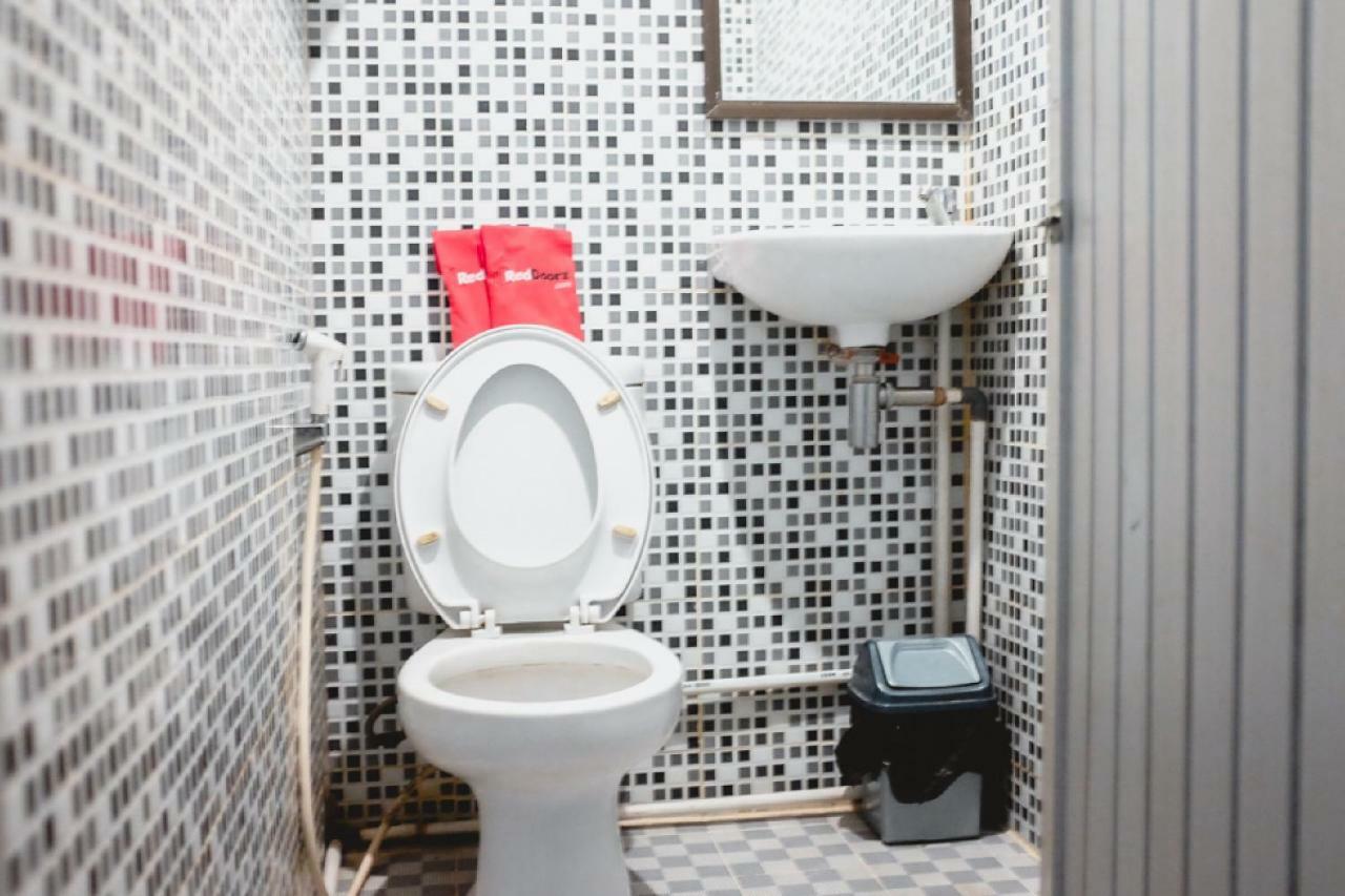 Reddoorz Plus Near Palembang Indah Mall 外观 照片